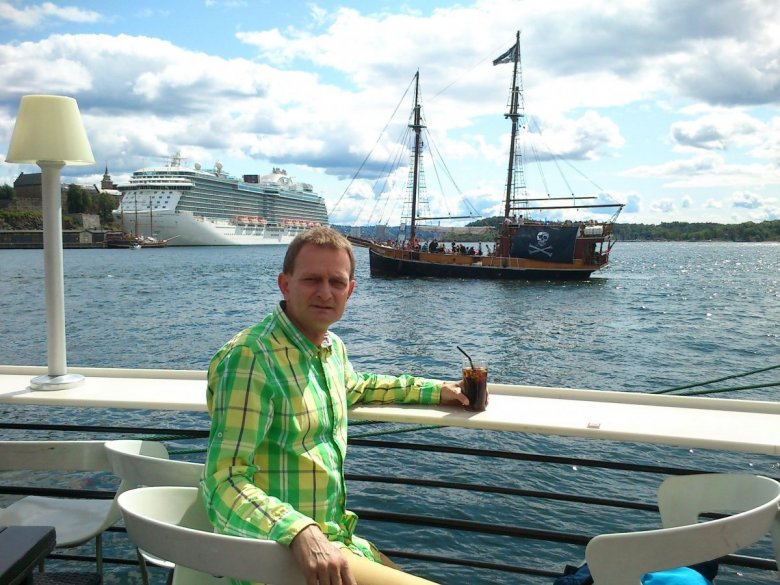 Robert Ostrowski (robertos65), NANNESTAD, WARSZAWA