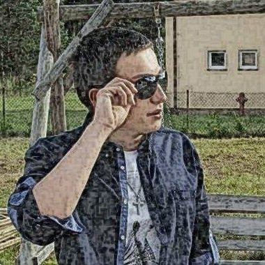 Szymon Piechowski (SzymonPiechowski)
