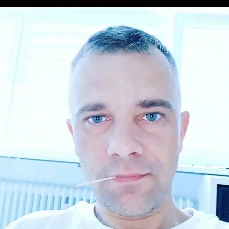 Rafał Xxx (Kajman100), Drammen, Gdynia