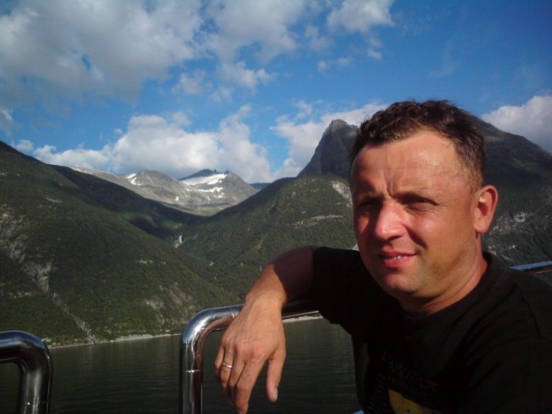 piotr stepniewski (oficer10), sunndalsøra, radom