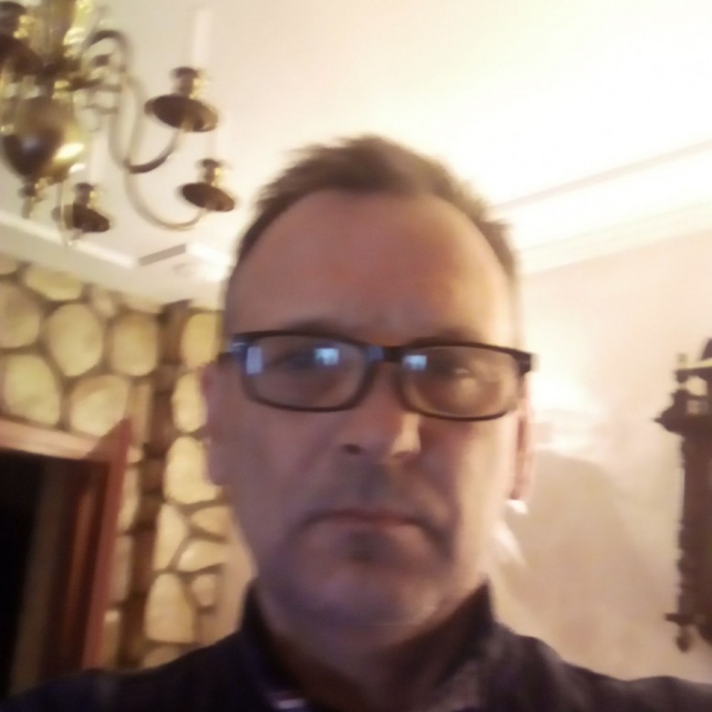 Robert Kwasniewski (RobertKwasniewski)
