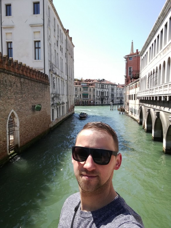 Danielj  (Danielj)