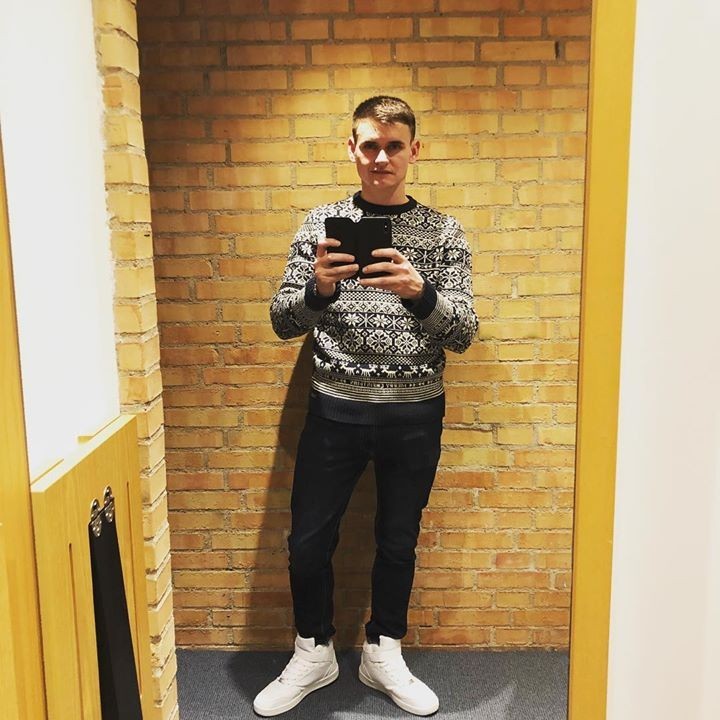 Linas Linelis (LinasLinelis), Slattum, Im from Lithuania