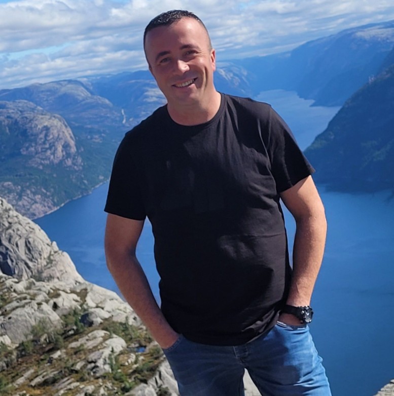 Marcin Zakrzewski (MarcinZakrzewski)