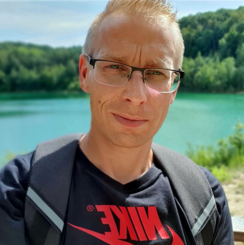 Qbeeck  (Qbeeck), Oslo, Łódź