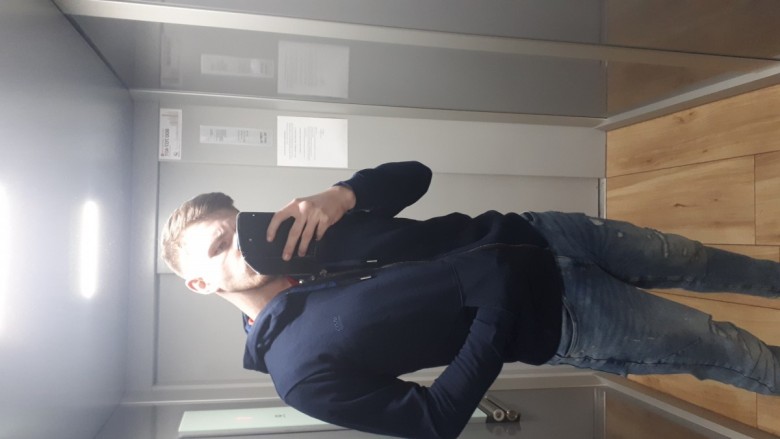 Maciek9 (Maciek9 )