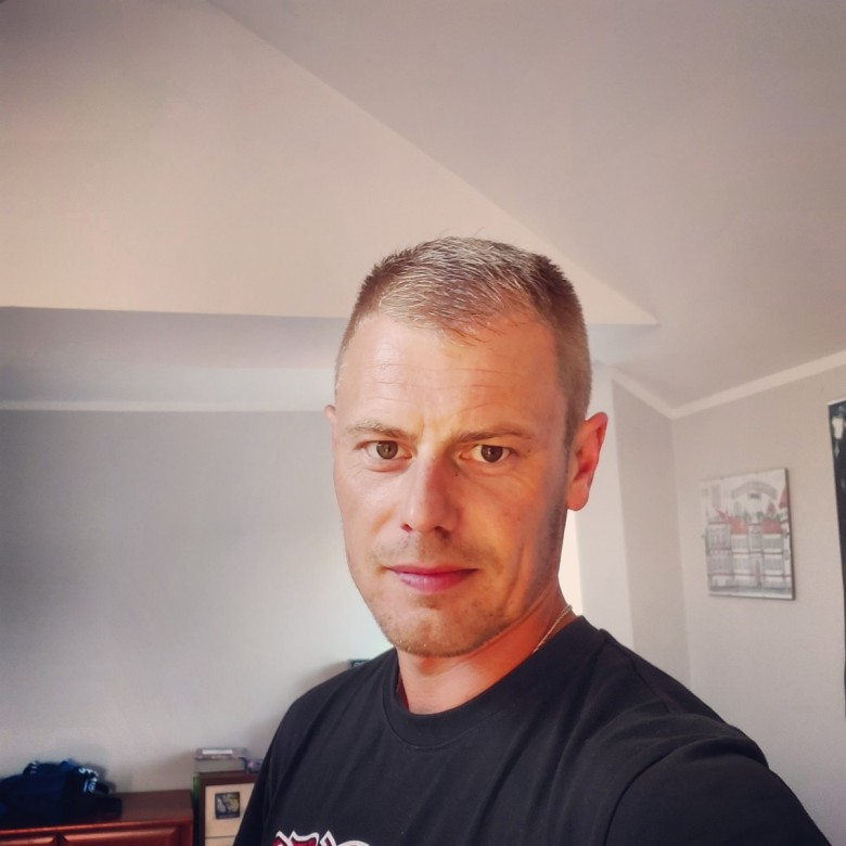 Maikel87  (Maikel87)
