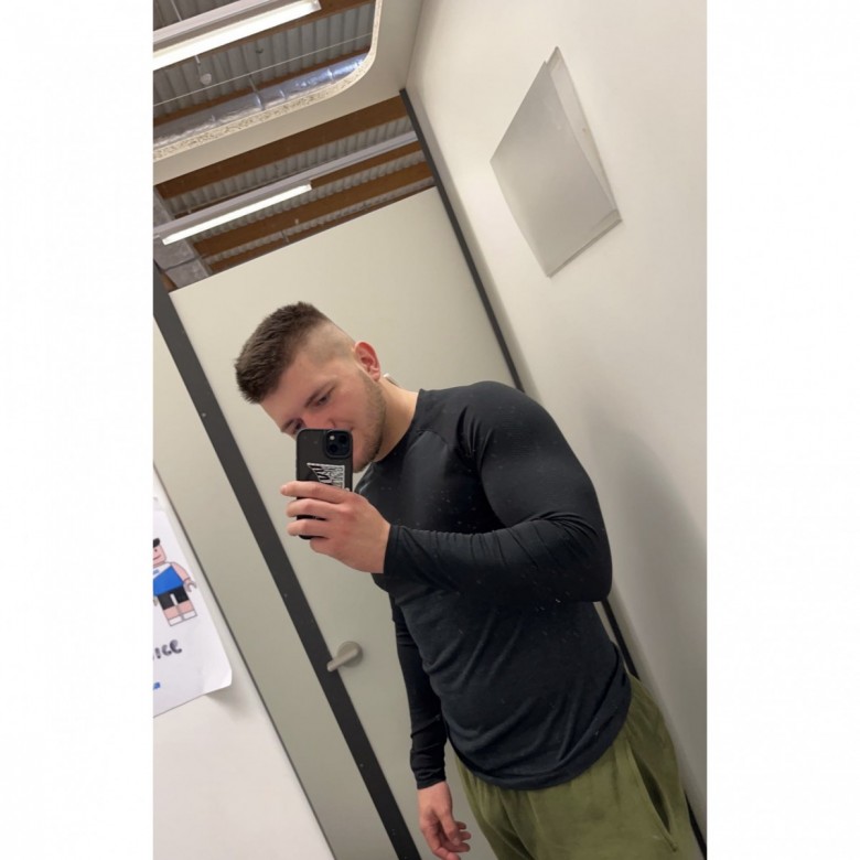 bartekko12  (bartekko12)