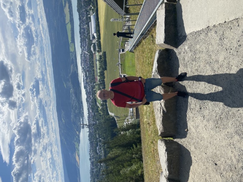 Krisbrzenk83  (Krisbrzenk83)