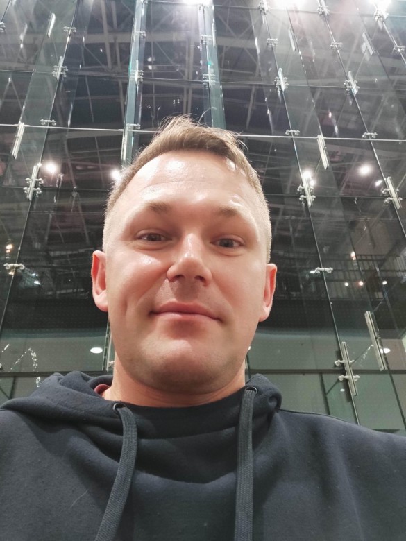 AlexOdessa  (AlexOdessa)