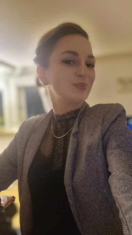 NiuniAaaa  (NiuniAaaa)