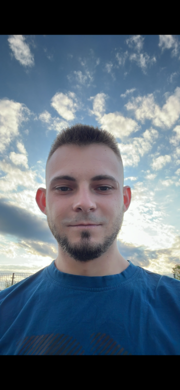 Oskar2000  (Oskar2000)