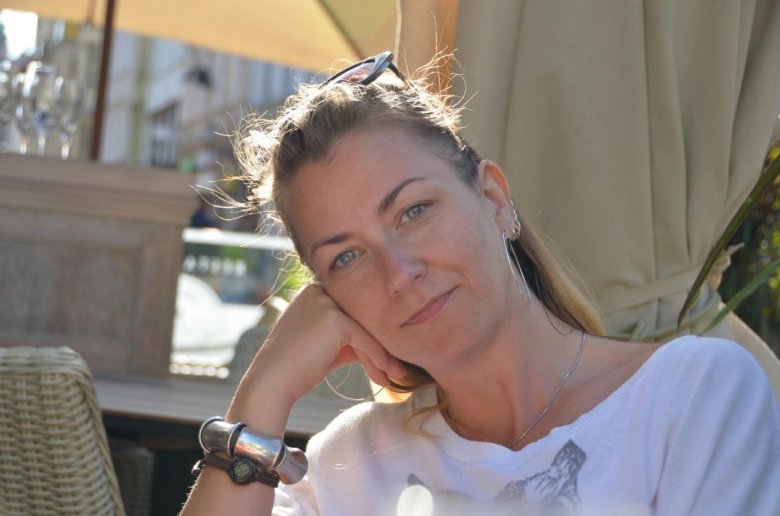 Anna Szzzzz.. (Vagabunda), Drammen, Nibylandia