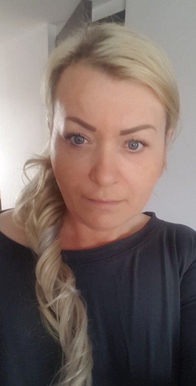 Agnieszka :) (wizazystka), dzioba  robic nie bede :P, gory mam za oknem i fjordu kawal