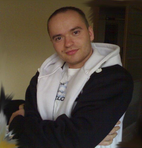 Tomek123snk (Tomasz Kucharski)