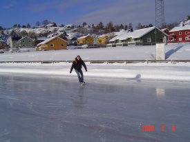 tomasz kusz (tomaszkusz), Larvik, Dębica