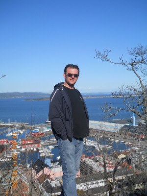 Jarek Keraj (fisiumisiu), Holmestrand, Koszalin