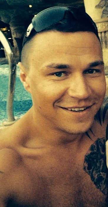 Arkadiusz Trzpil (Arekkkk), sogndal, wroclaw