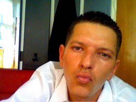 mariusz nowak (mig), nie mieszkam, poznan