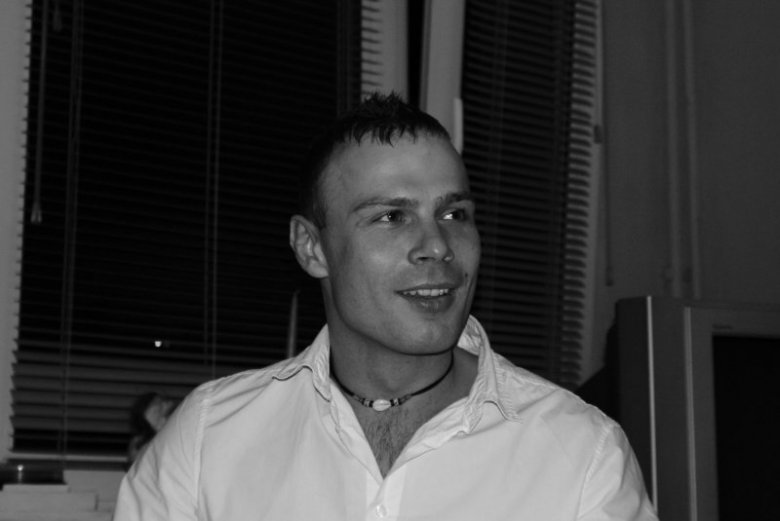 adam skol (adamskol)