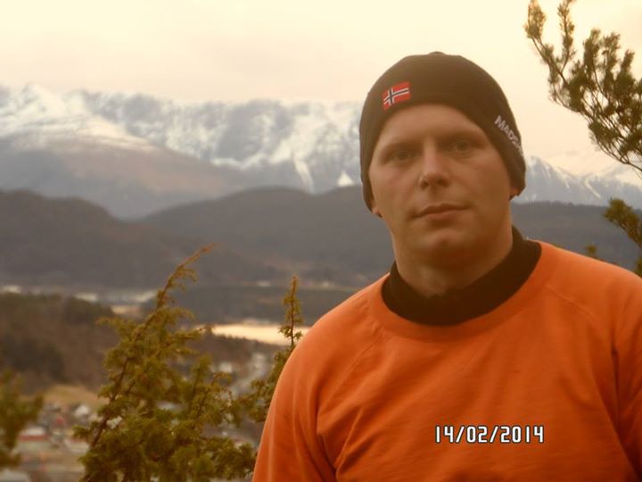 Konrad Pieniak (SzemranyGeorg), Molde, Warszawa
