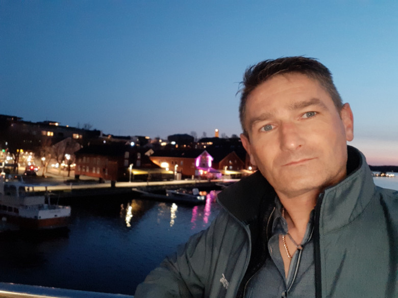 Robimaxno1 (Robert Steplowski)