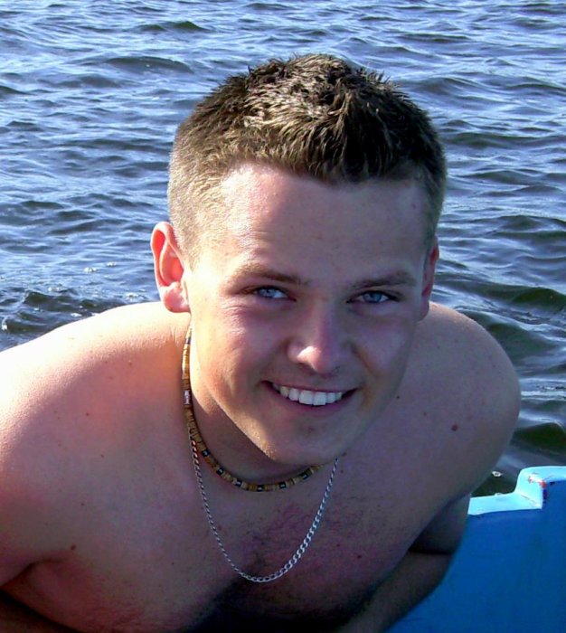 Paweł Gołębiewski (Explosive2111), Oslo, Bydgoszcz