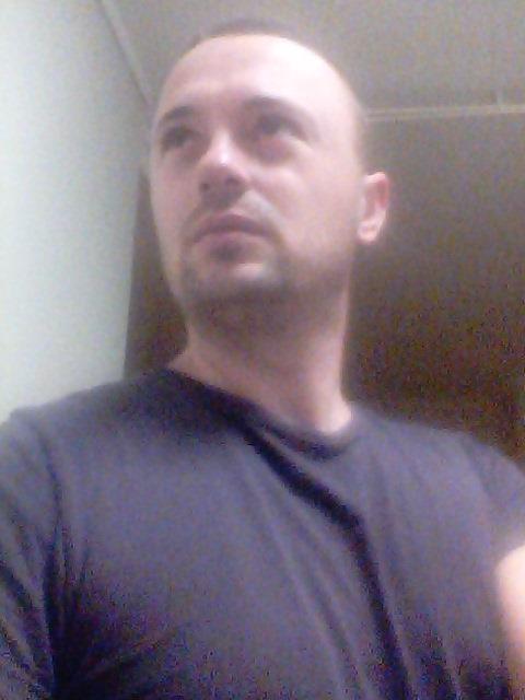 berto alberto (1234567890)
