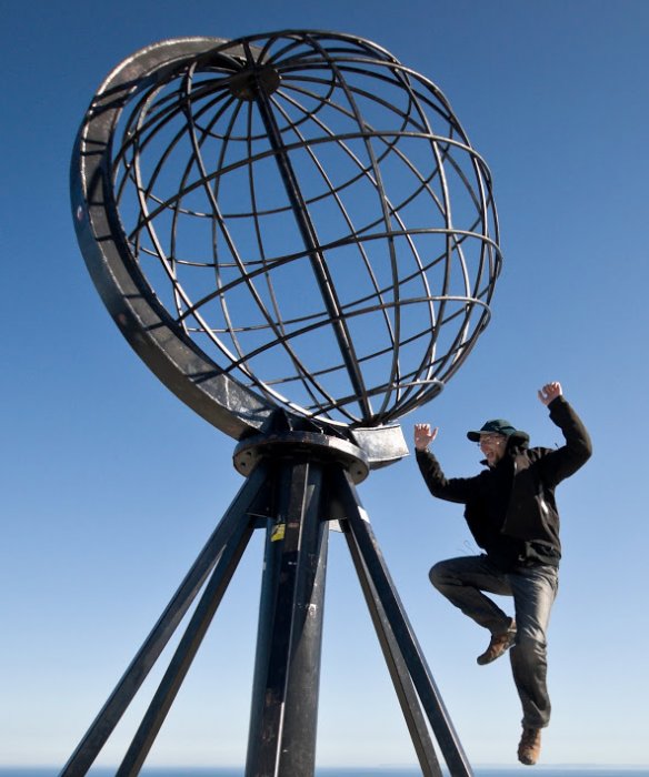 dinomag (Tomasz Wilary)