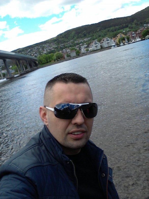 Dominik ..... (Dominik1234), za gorami za lasami :)