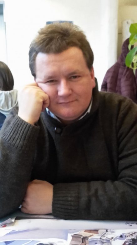 Artur12345  (Artur12345)
