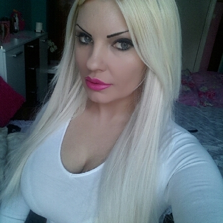 Wiktoria009 (Wiktoria009 Nowak)
